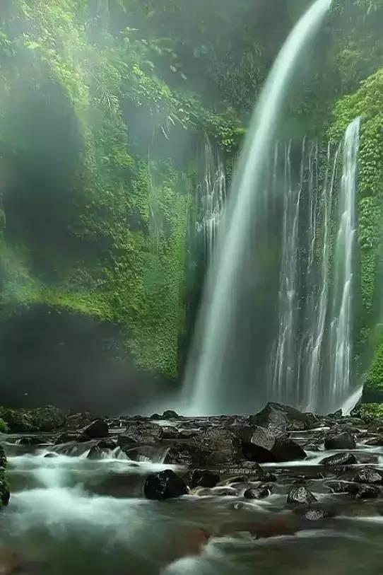 病毒对计算机造成的危害主要是通过游戏画面